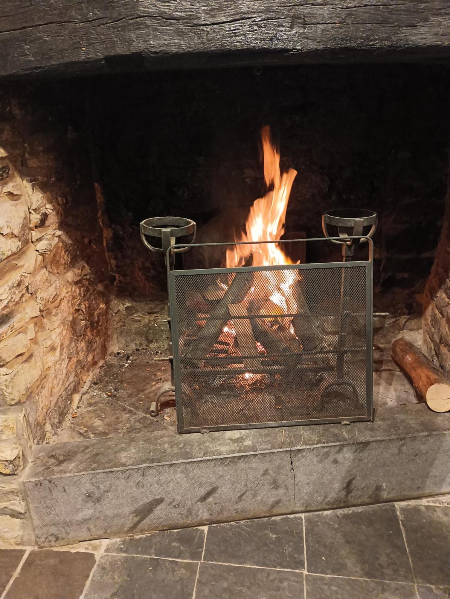 Gite Ardennes Au Coin Du Feu Jacuzzi Sauna Et Nature Jalhay Buitenkant foto